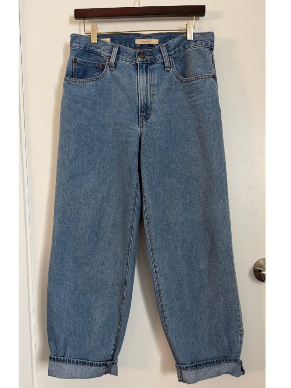Levi’s Premium Baggy Dad Jeans – Own It Stone – Size 27W x 30L